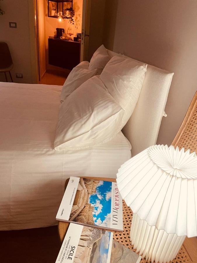 The Room Сиракузы Экстерьер фото